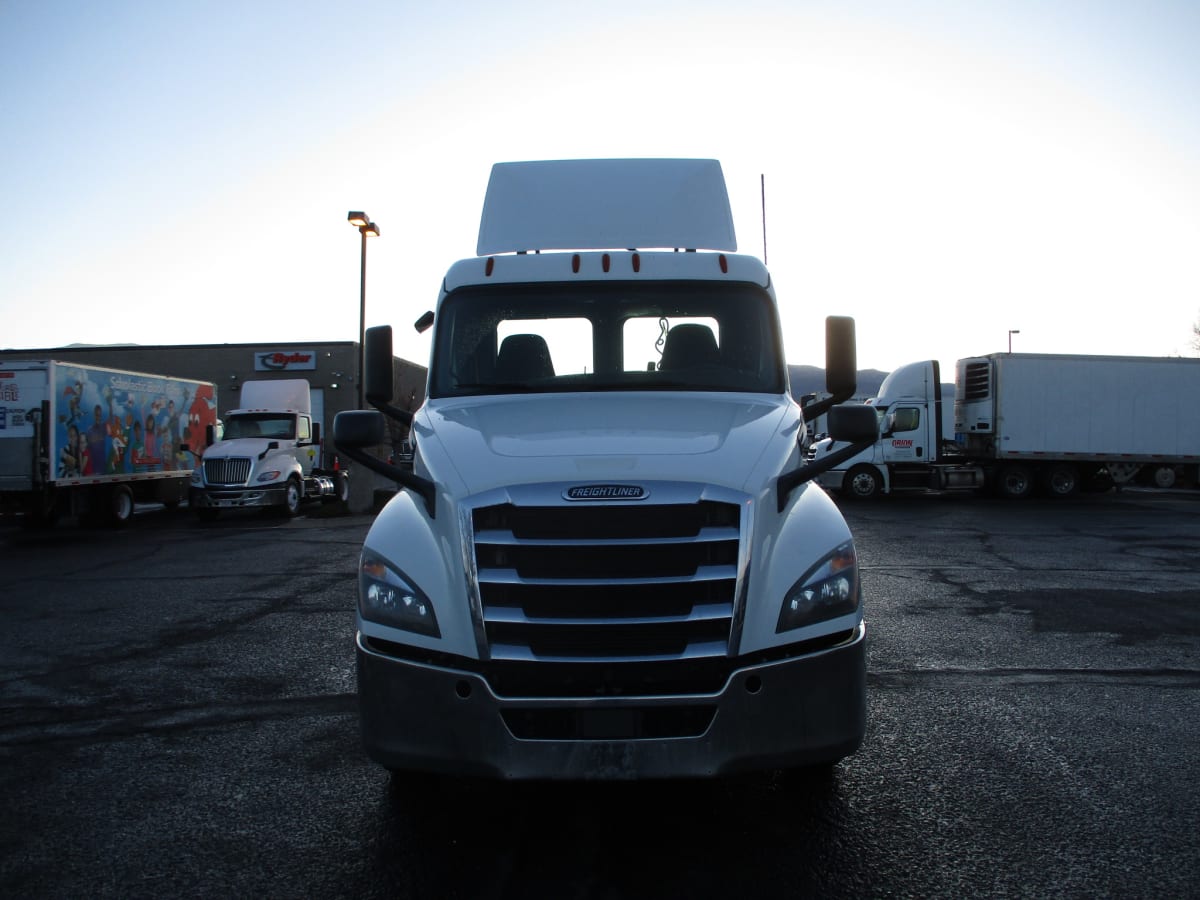 2019 Freightliner/Mercedes NEW CASCADIA PX12664 878263