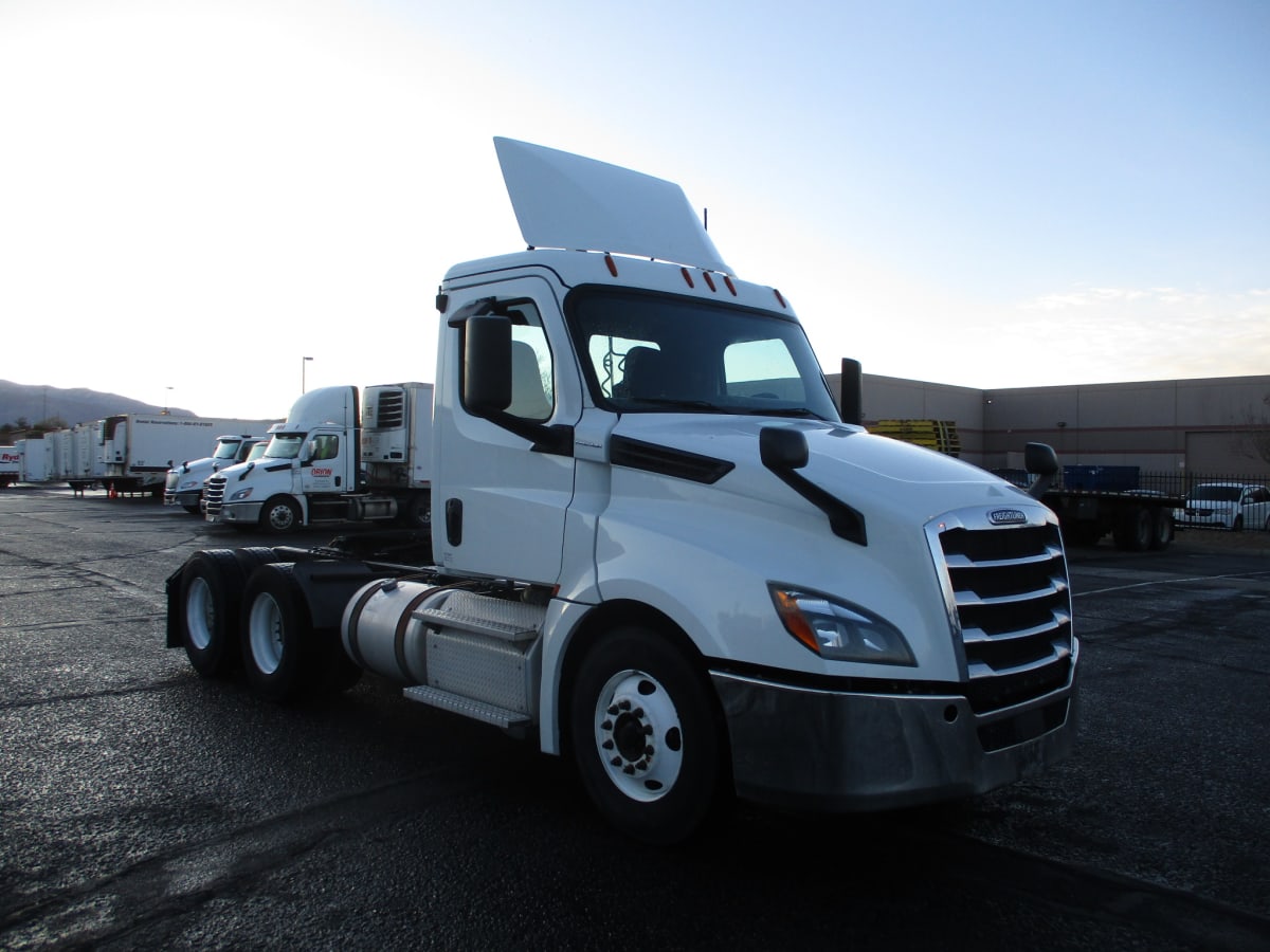 2019 Freightliner/Mercedes NEW CASCADIA PX12664 878263