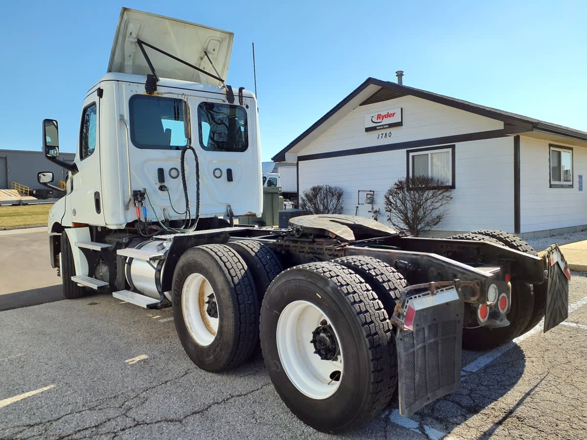 2020 Freightliner/Mercedes NEW CASCADIA PX12664 878378
