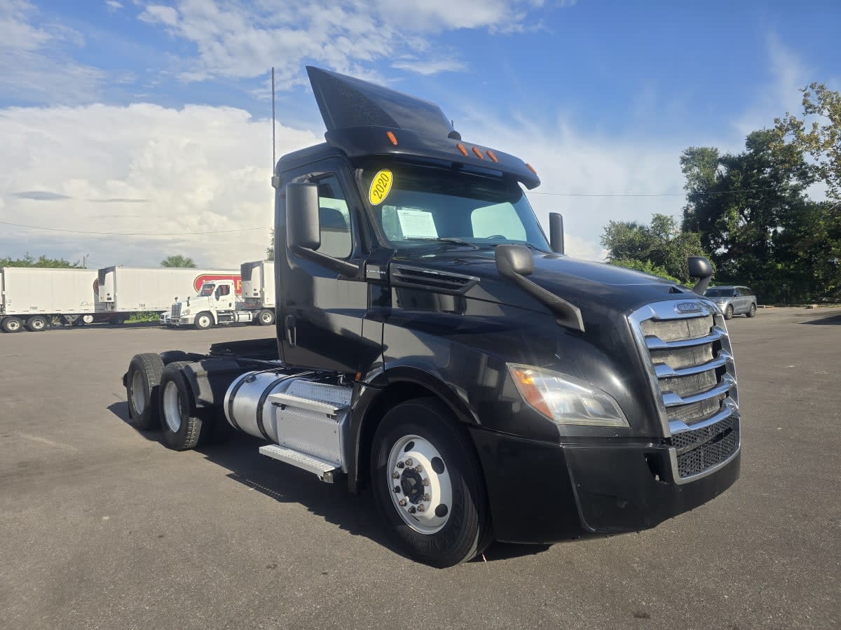 2020 Freightliner Cascadia in Tampa, FL
