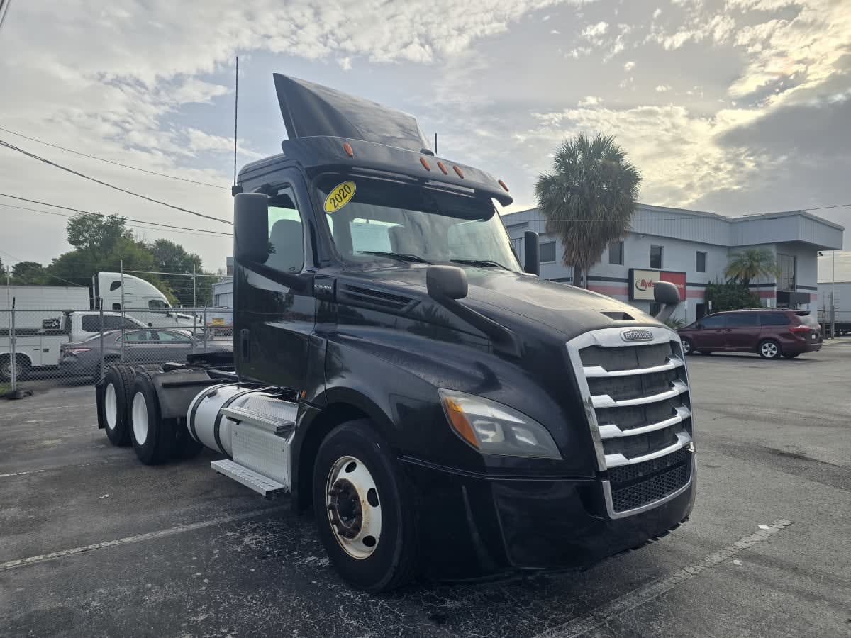 2020 Freightliner Cascadia in Tampa, FL