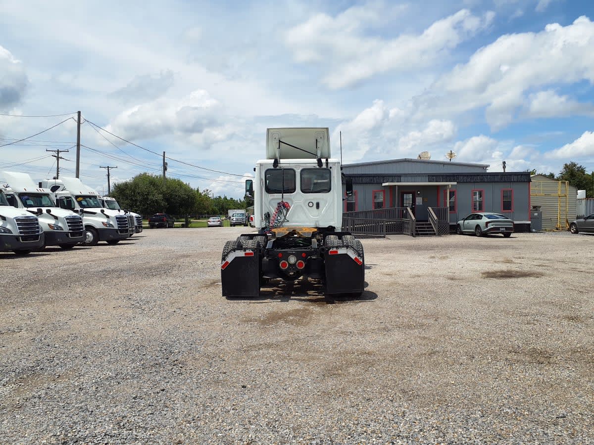 2020 Freightliner NEW CASCADIA PX12664 878447