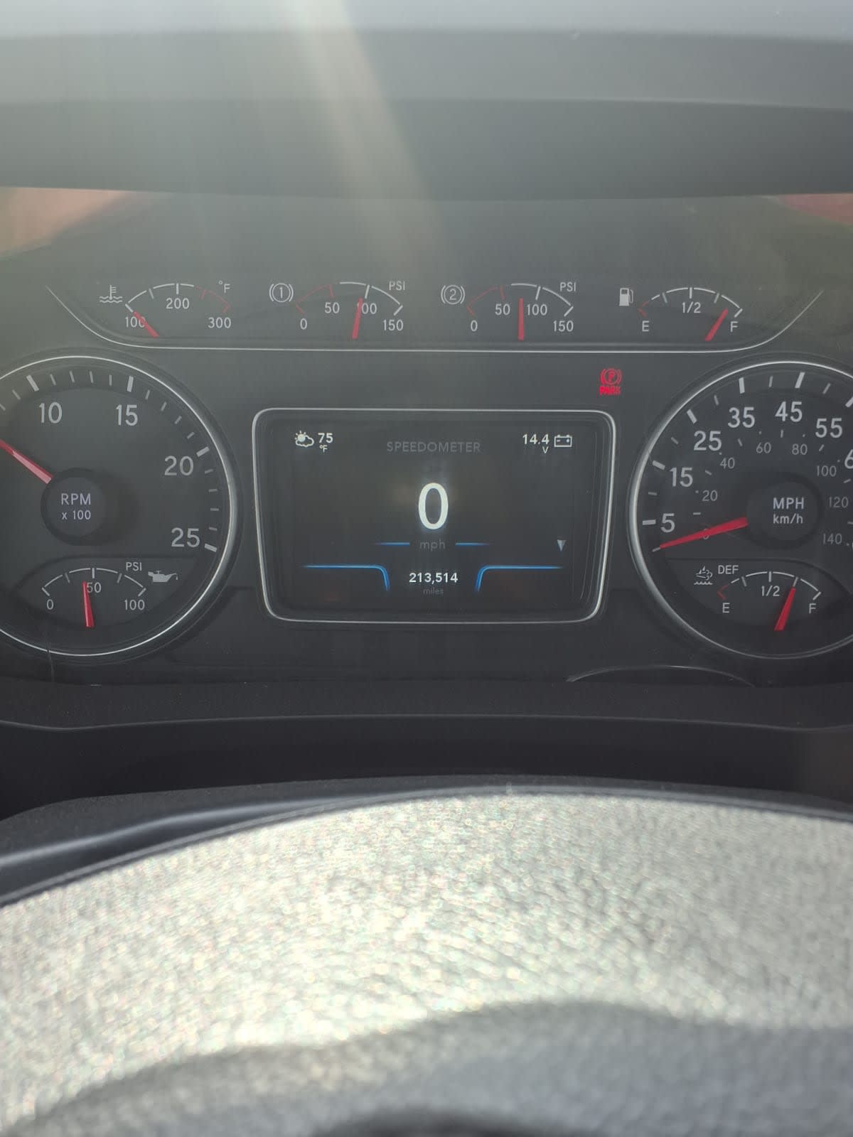 2019 Navistar International LT625 DAYCAB T/A 878449