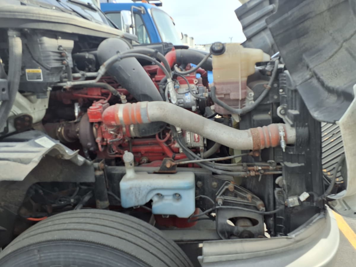 2019 Navistar International LT625 DAYCAB T/A 878449