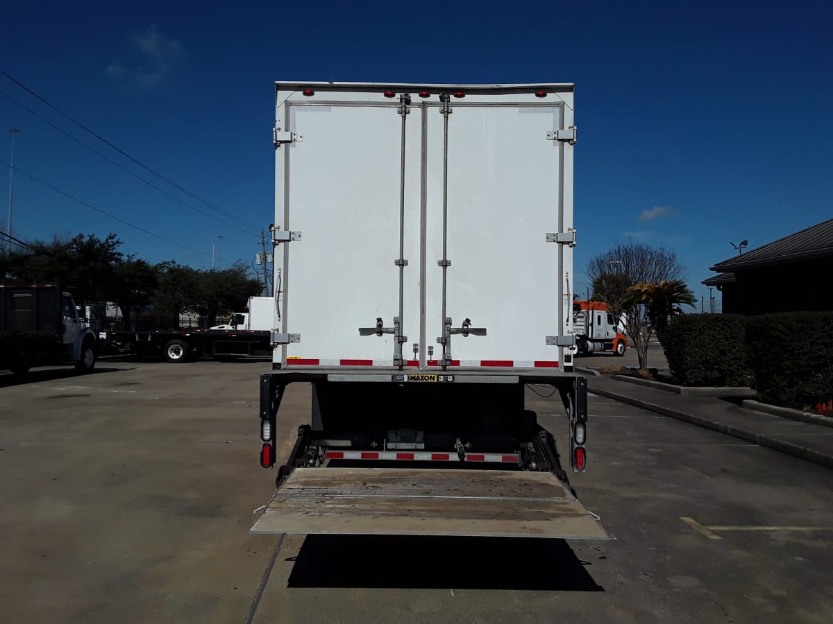 2019 Freightliner/Mercedes M2 106 878487