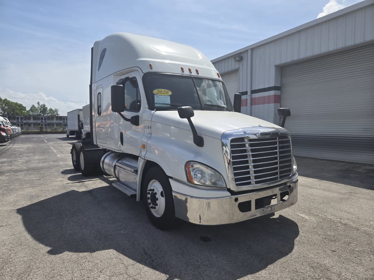 2020 Freightliner - image 3