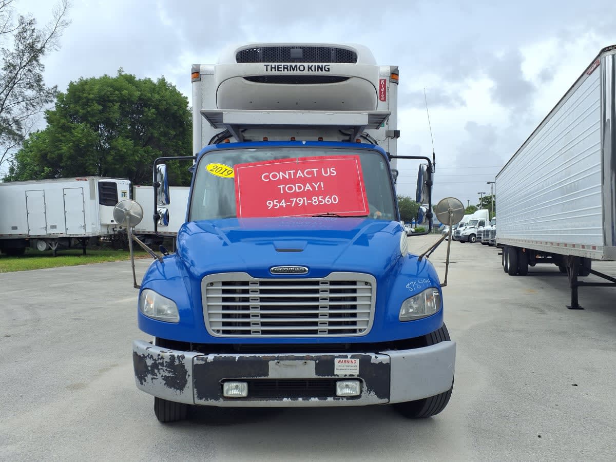 2019 Freightliner M2 106 878494