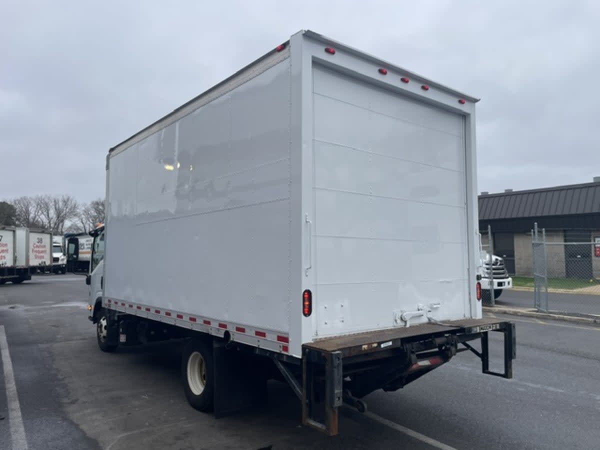 2019 Isuzu NPR HD 878527