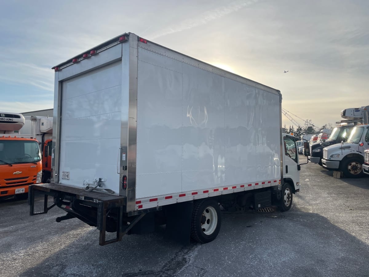 2019 Isuzu NPR 878536