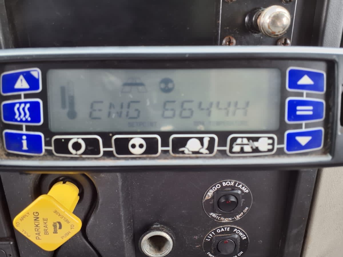 2019 Navistar International 4300 878541