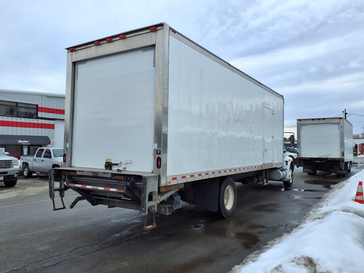 2019 Navistar International 4300 878541