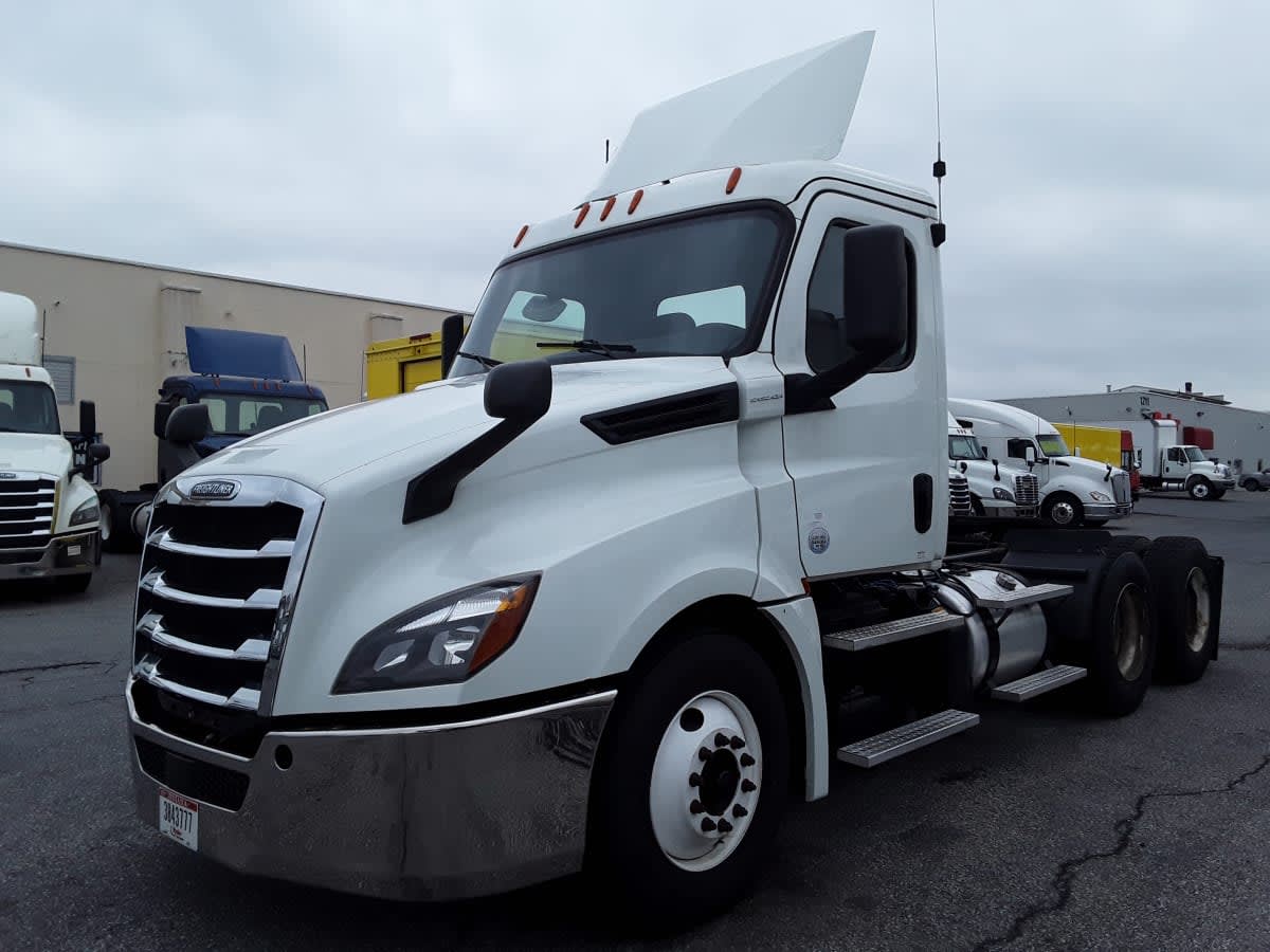 2019 Freightliner NEW CASCADIA PX12664 878614