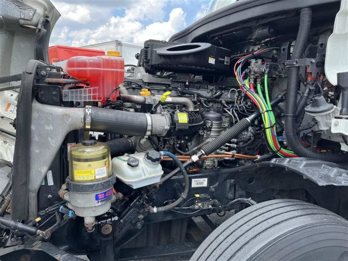 2019 Freightliner - image 8