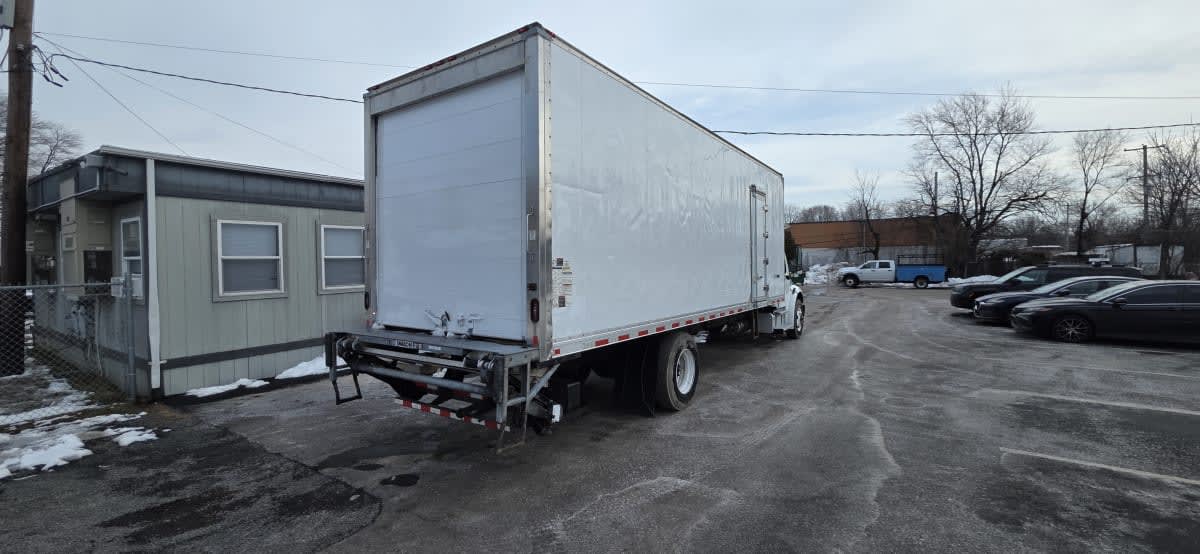 2019 Freightliner/Mercedes M2 106 878651