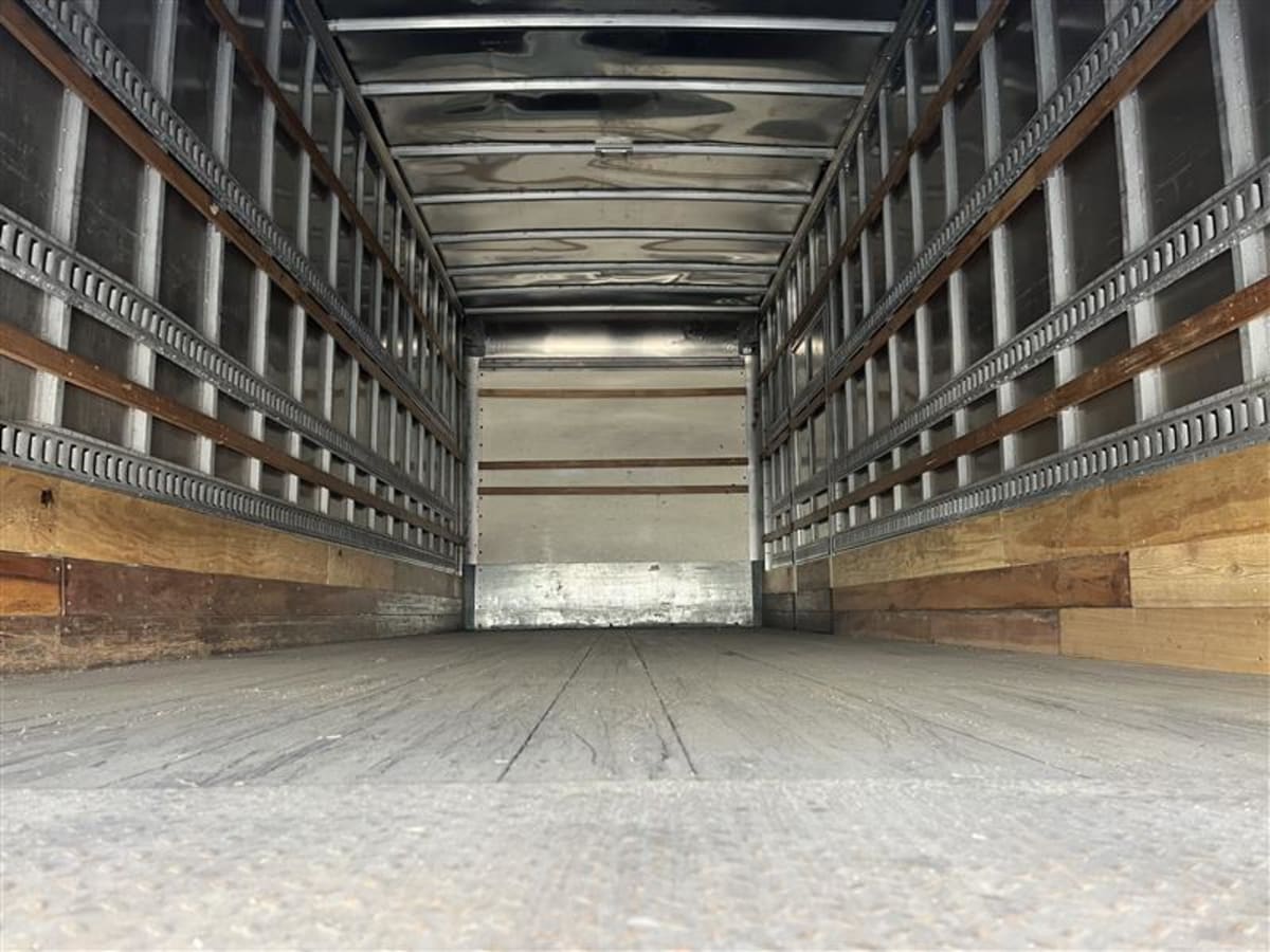 2019 Freightliner/Mercedes M2 106 878668