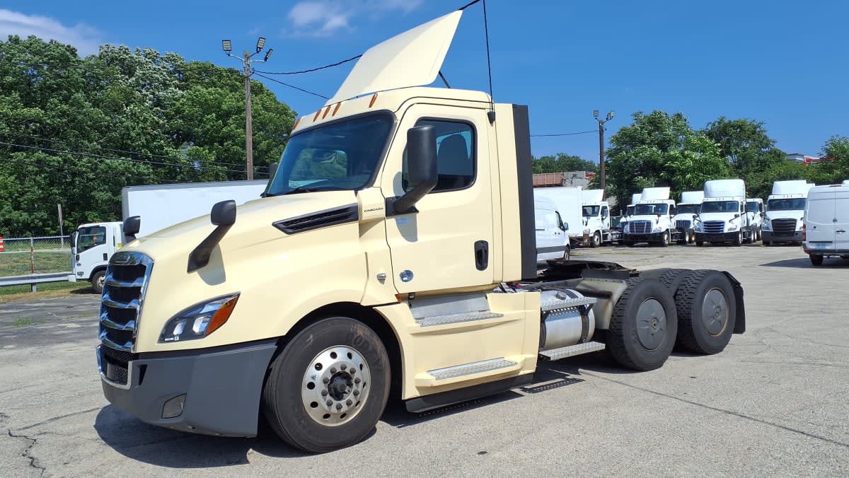 2020 Freightliner Cascadia in Warwick, RI