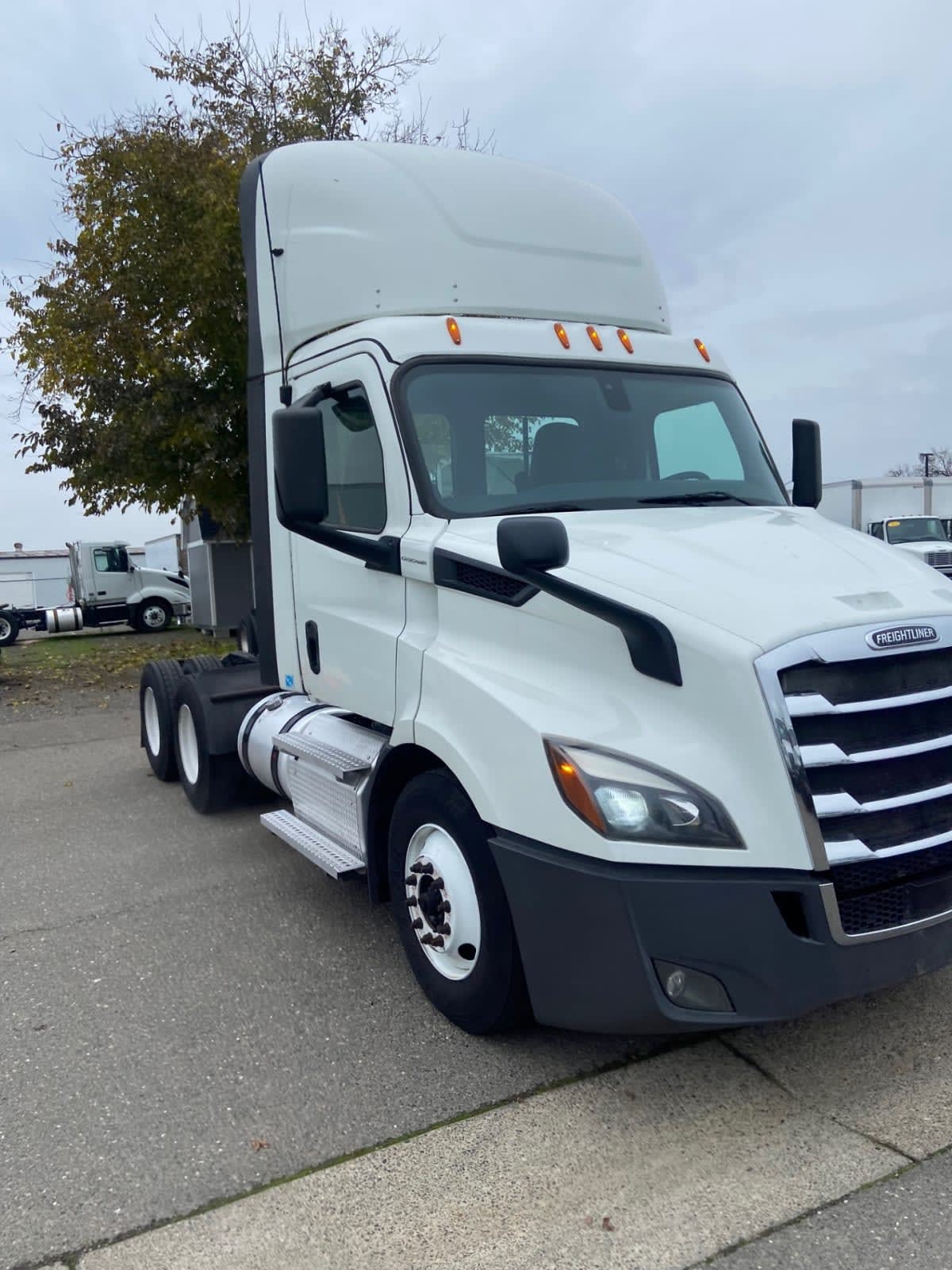 2020 Freightliner - image 3