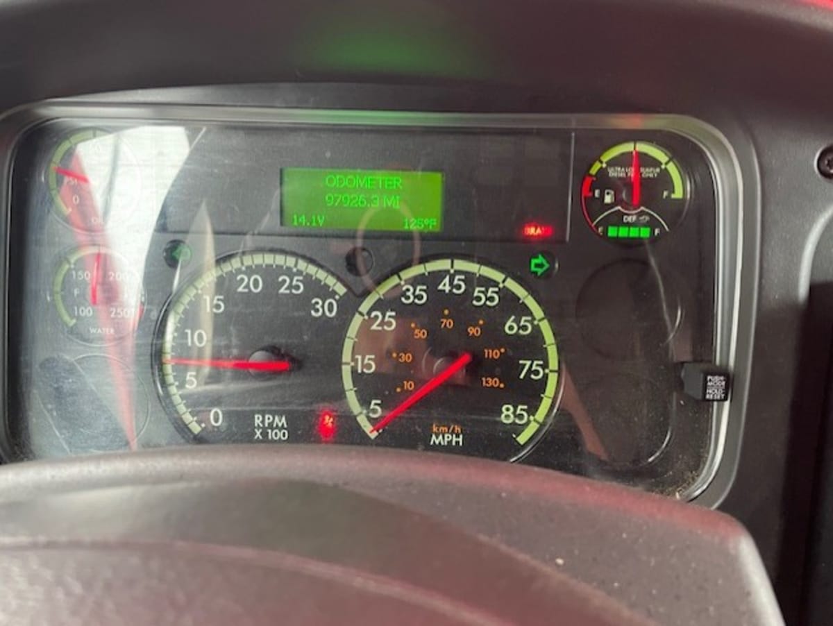 2019 Freightliner M2 106 878727
