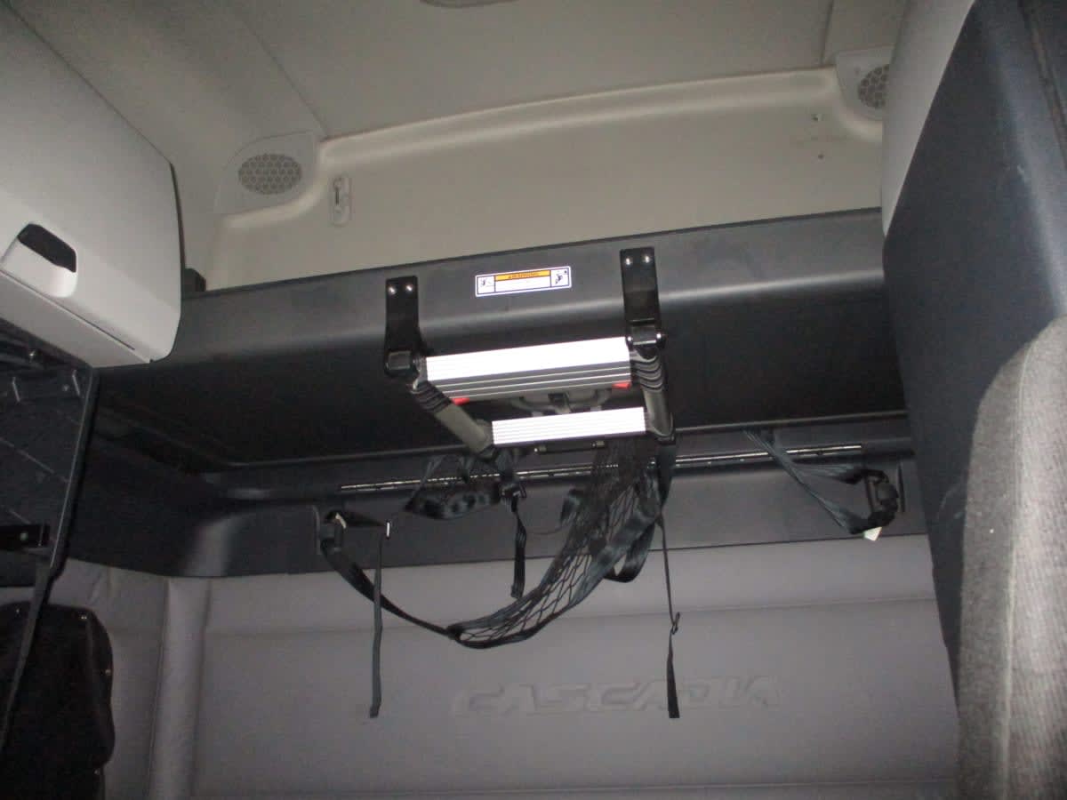 2020 Freightliner - image 15