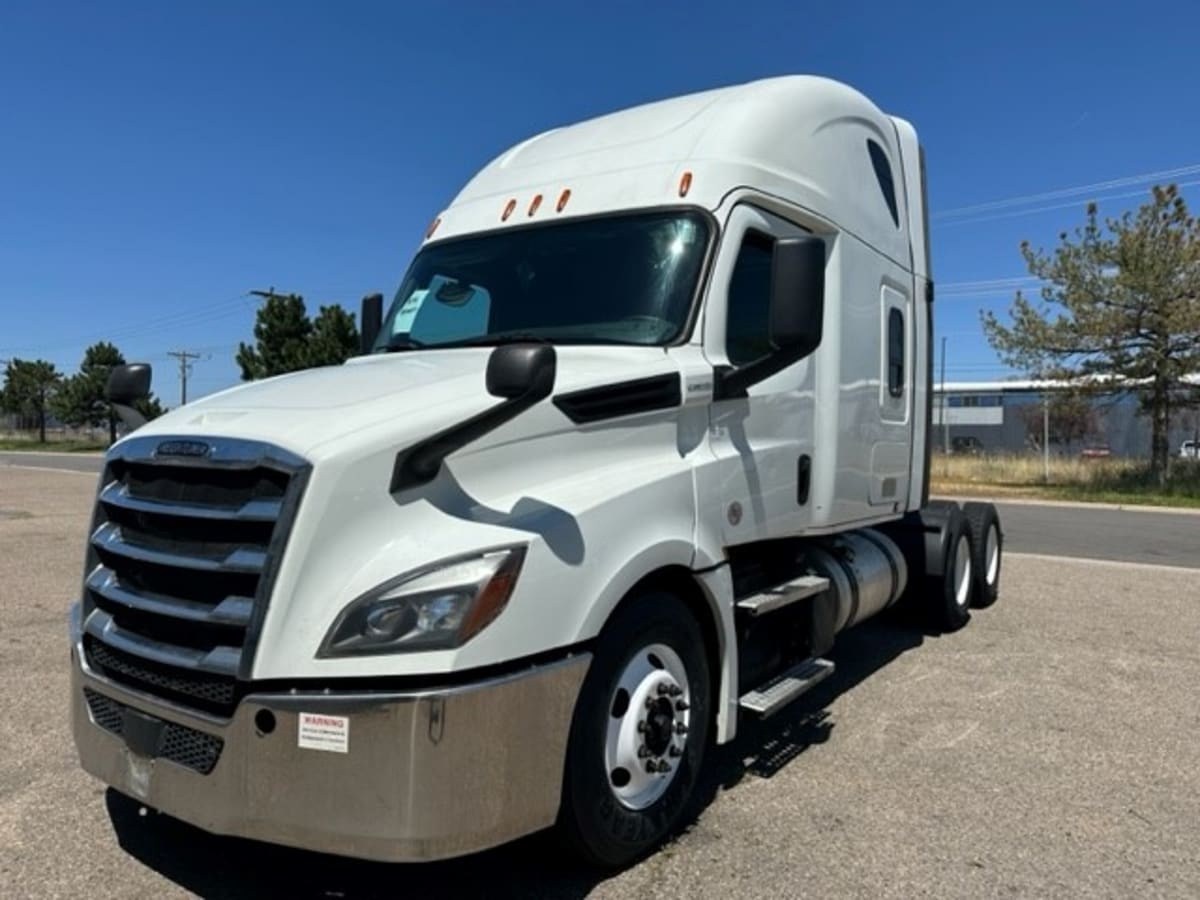 2020 Freightliner/Mercedes NEW CASCADIA PX12664 878769