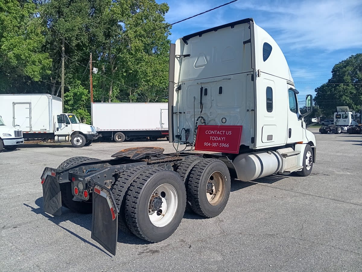 2020 Freightliner - image 4