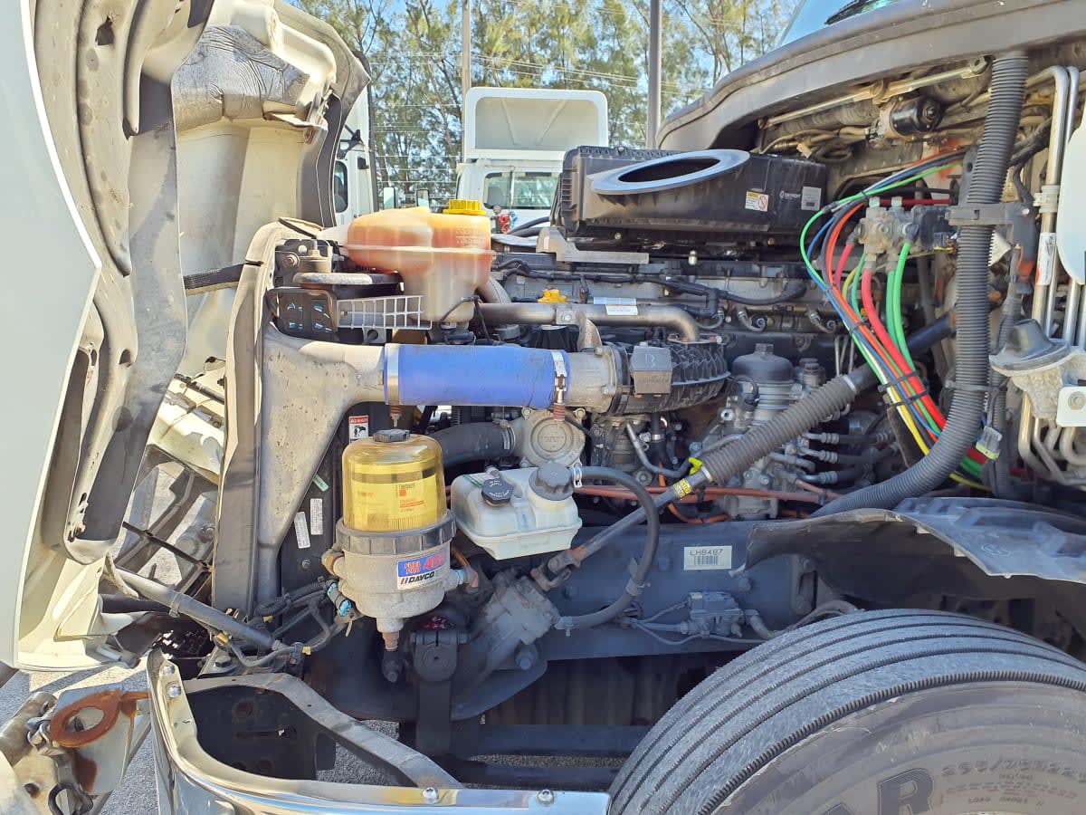 2020 Freightliner - image 9