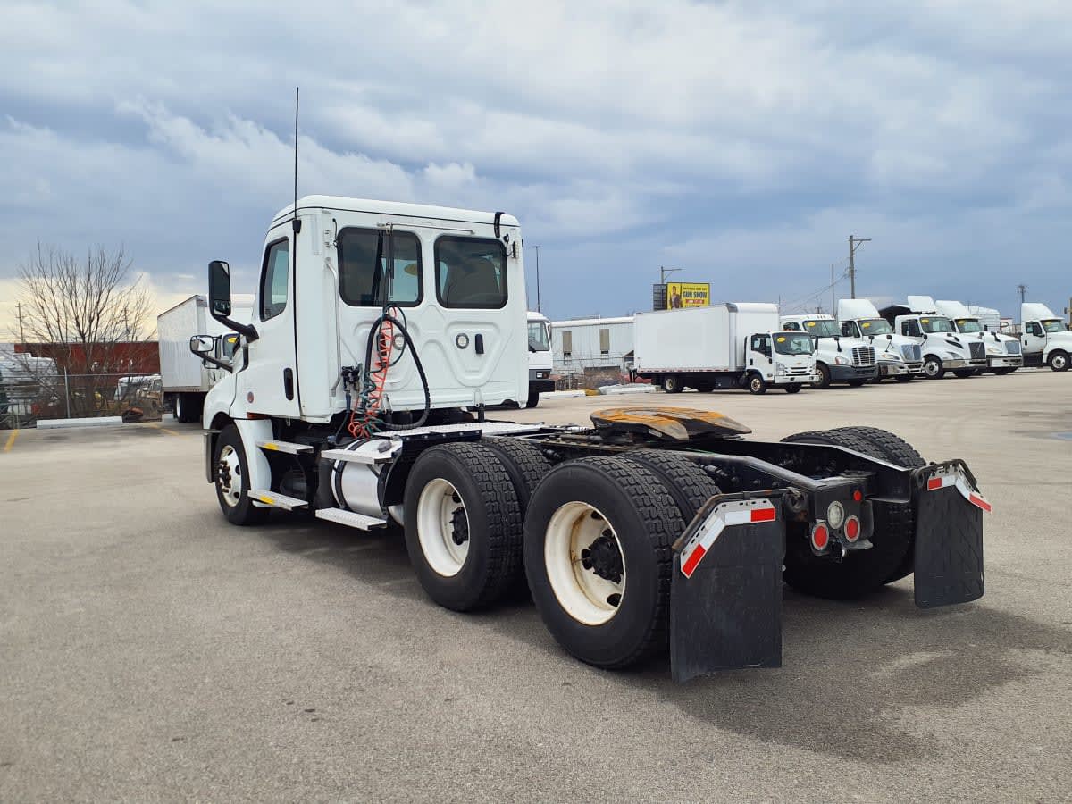 2020 Freightliner/Mercedes NEW CASCADIA PX12664 878825