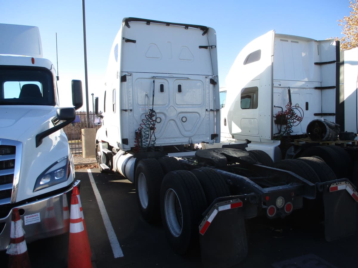 2020 Freightliner - image 6