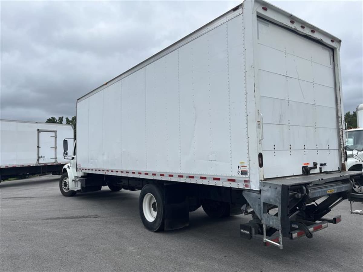 2019 Freightliner M2 106 878841