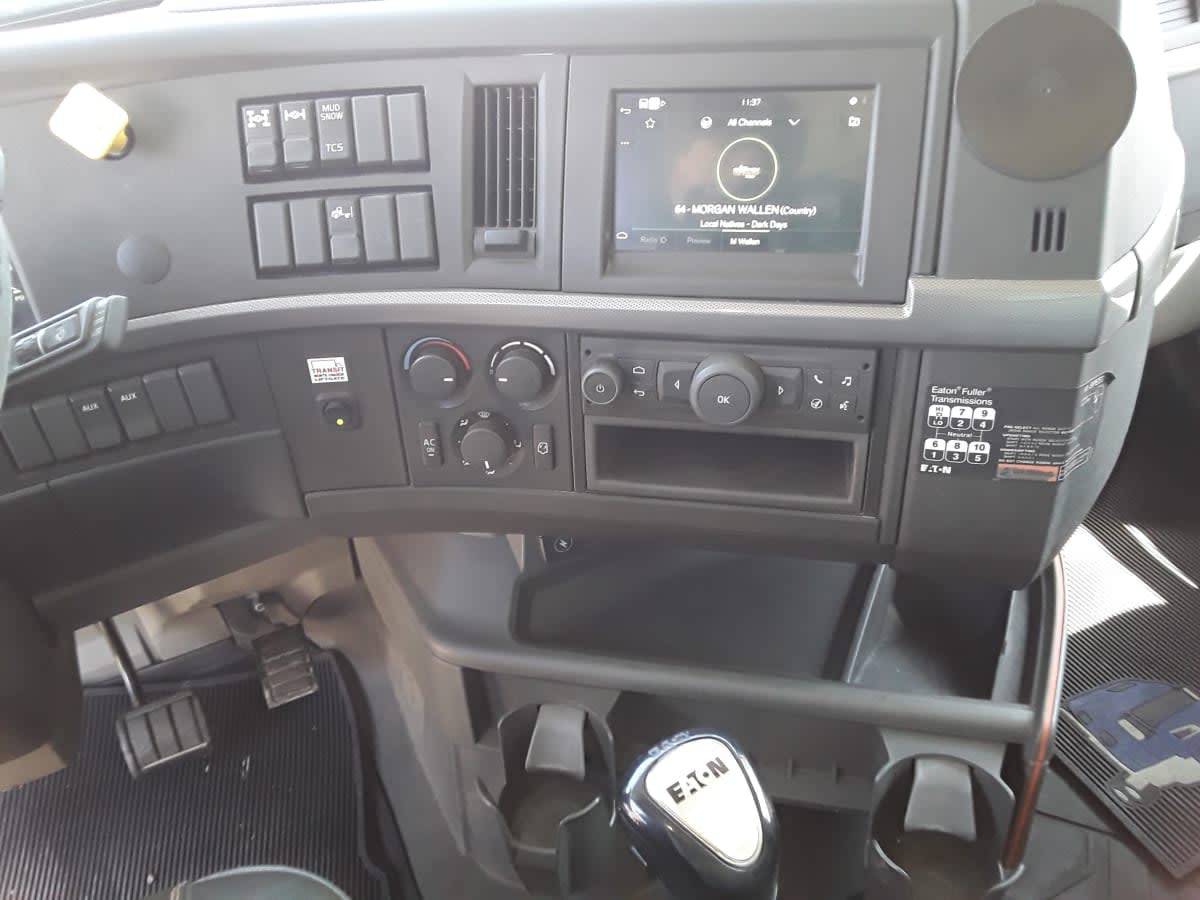 2019 Volvo VNR64 300 878953