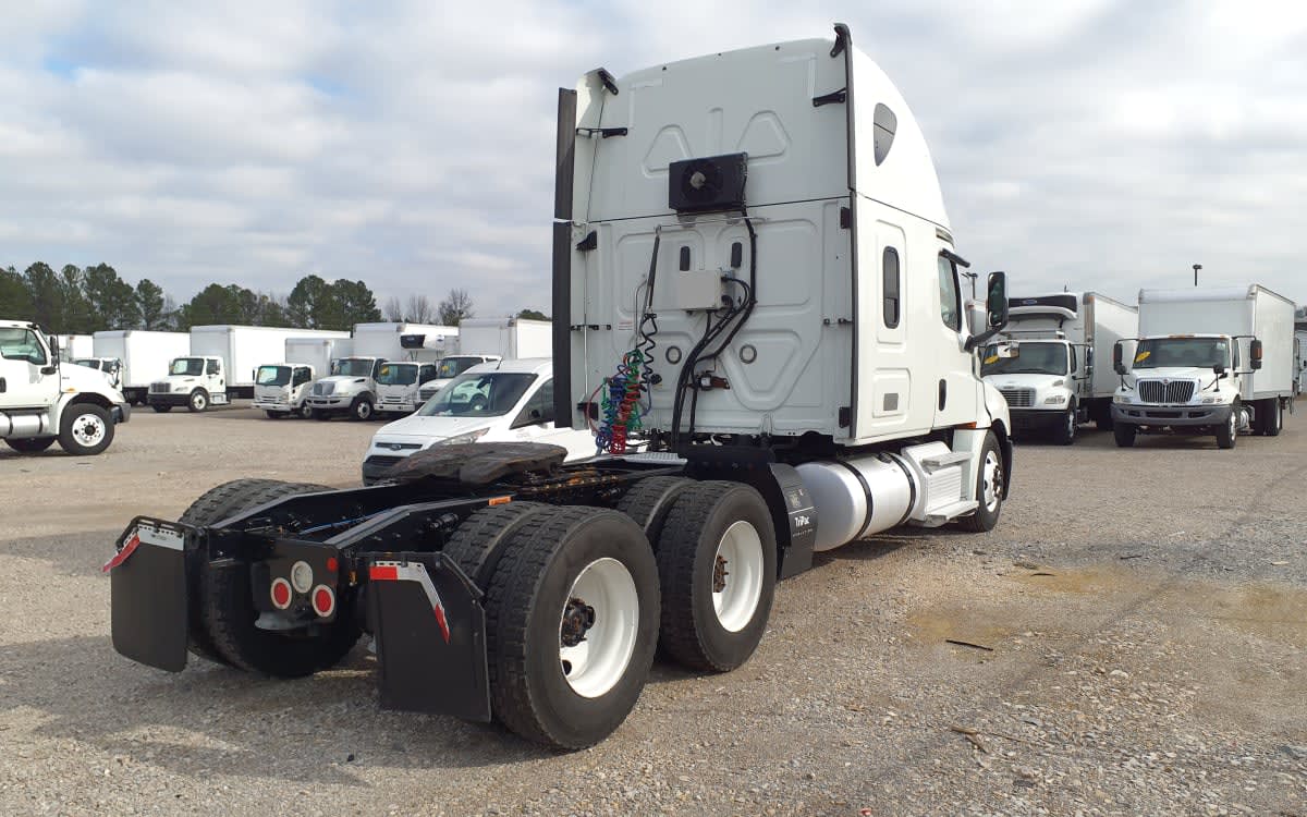 2020 Freightliner/Mercedes NEW CASCADIA PX12664 878966
