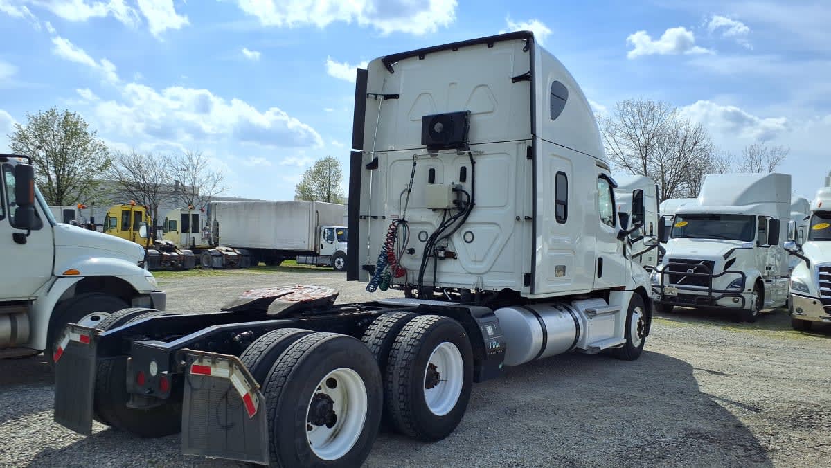 2020 Freightliner/Mercedes NEW CASCADIA PX12664 878970