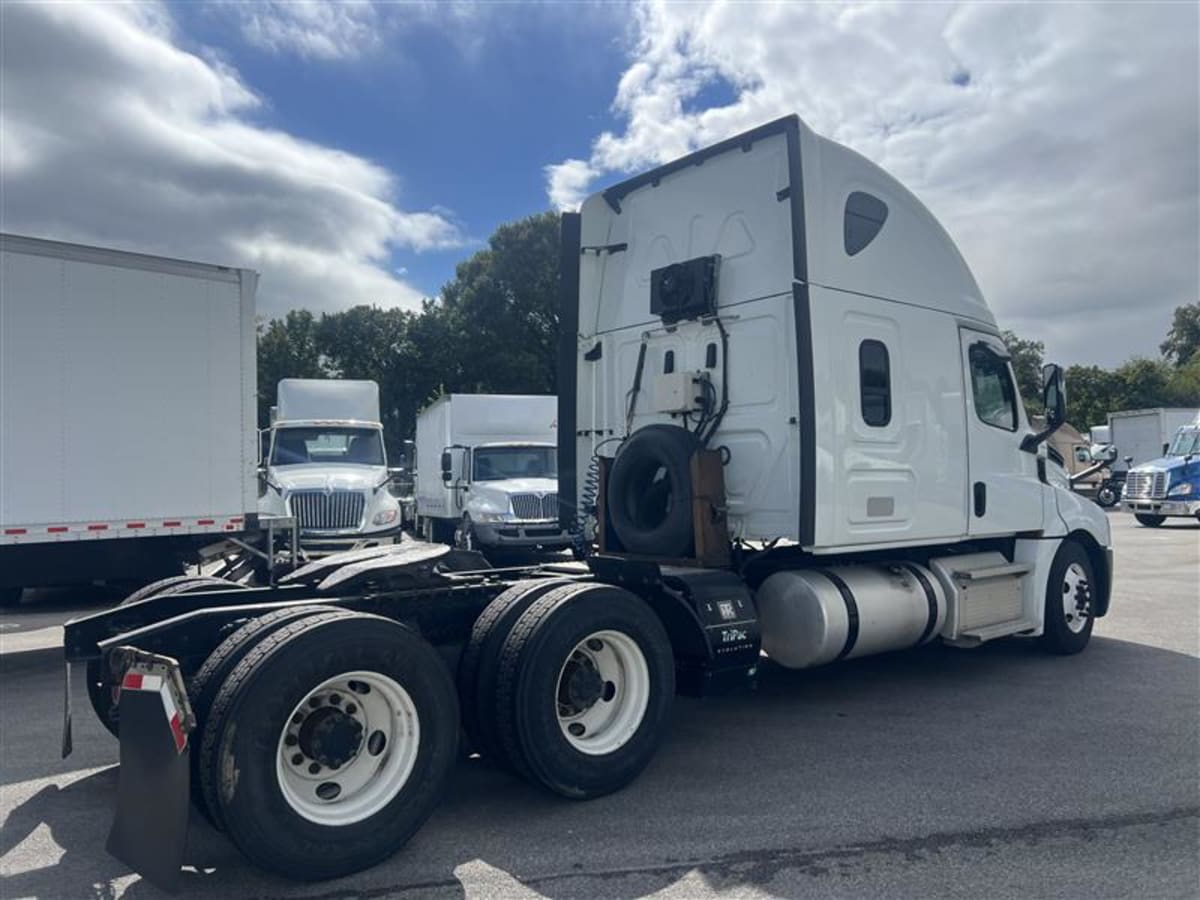 2020 Freightliner/Mercedes NEW CASCADIA PX12664 878989
