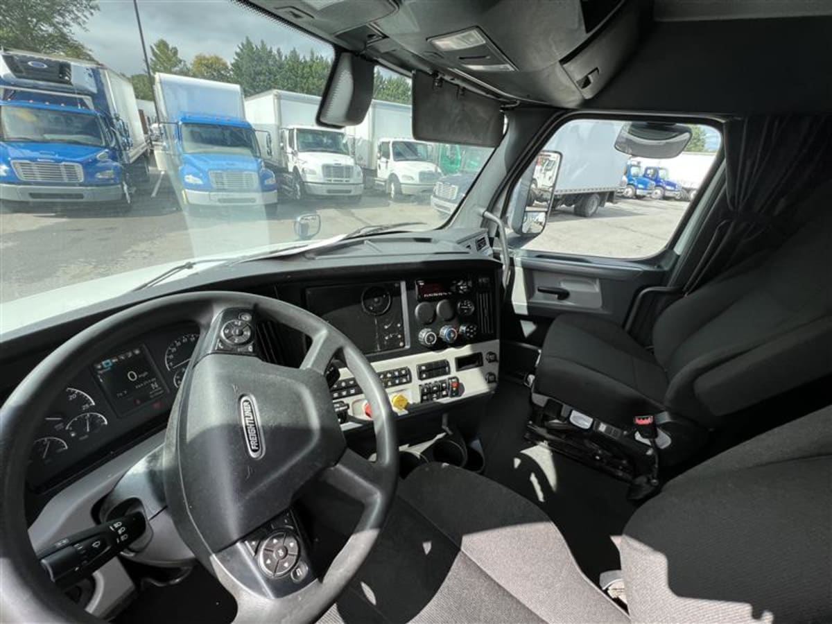 2020 Freightliner/Mercedes NEW CASCADIA PX12664 878989