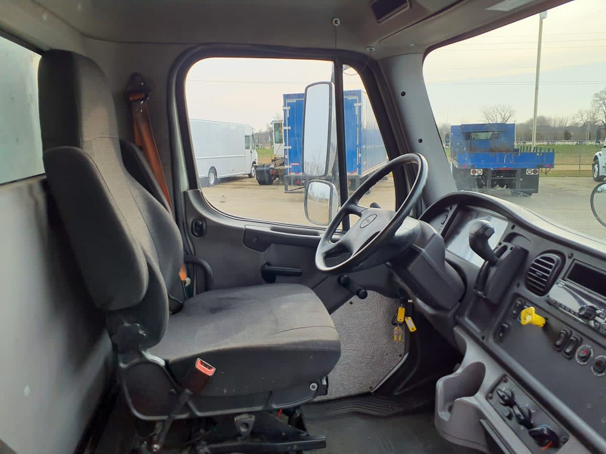 2019 Freightliner/Mercedes M2 106 878994