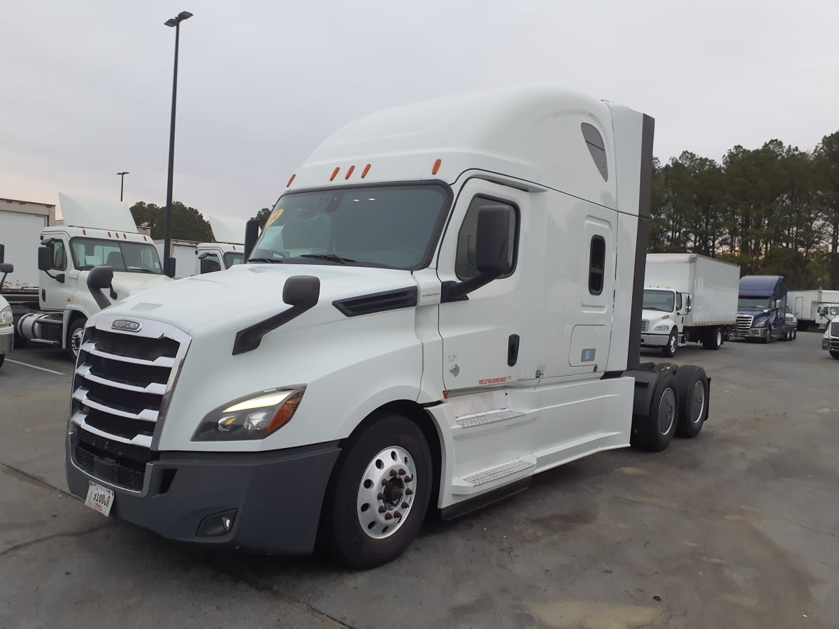 2020 Freightliner - image 3