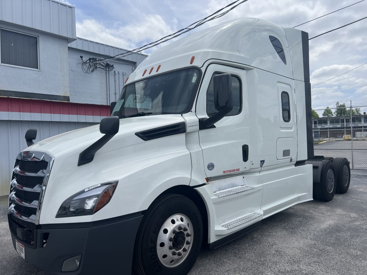 2020 Freightliner/Mercedes NEW CASCADIA PX12664 879053