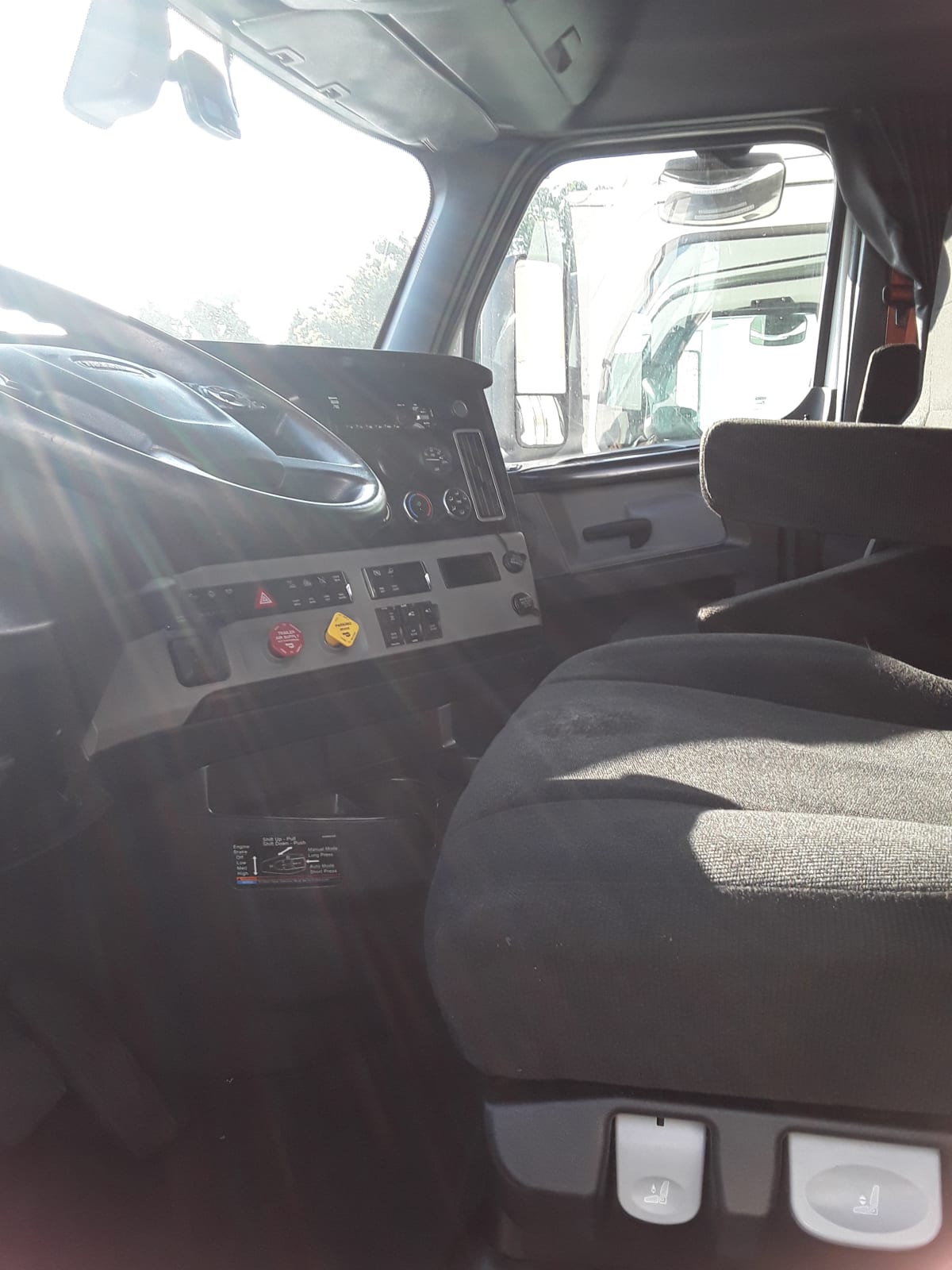 2020 Freightliner/Mercedes NEW CASCADIA PX12664 879054