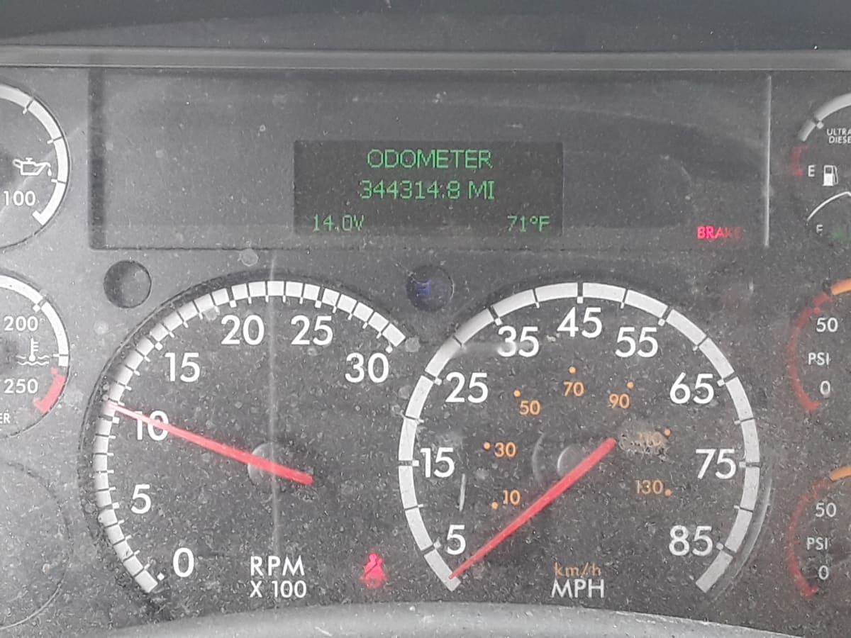 2019 Freightliner M2 106 879070