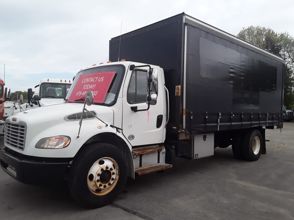 2019 Freightliner M2 106 879070