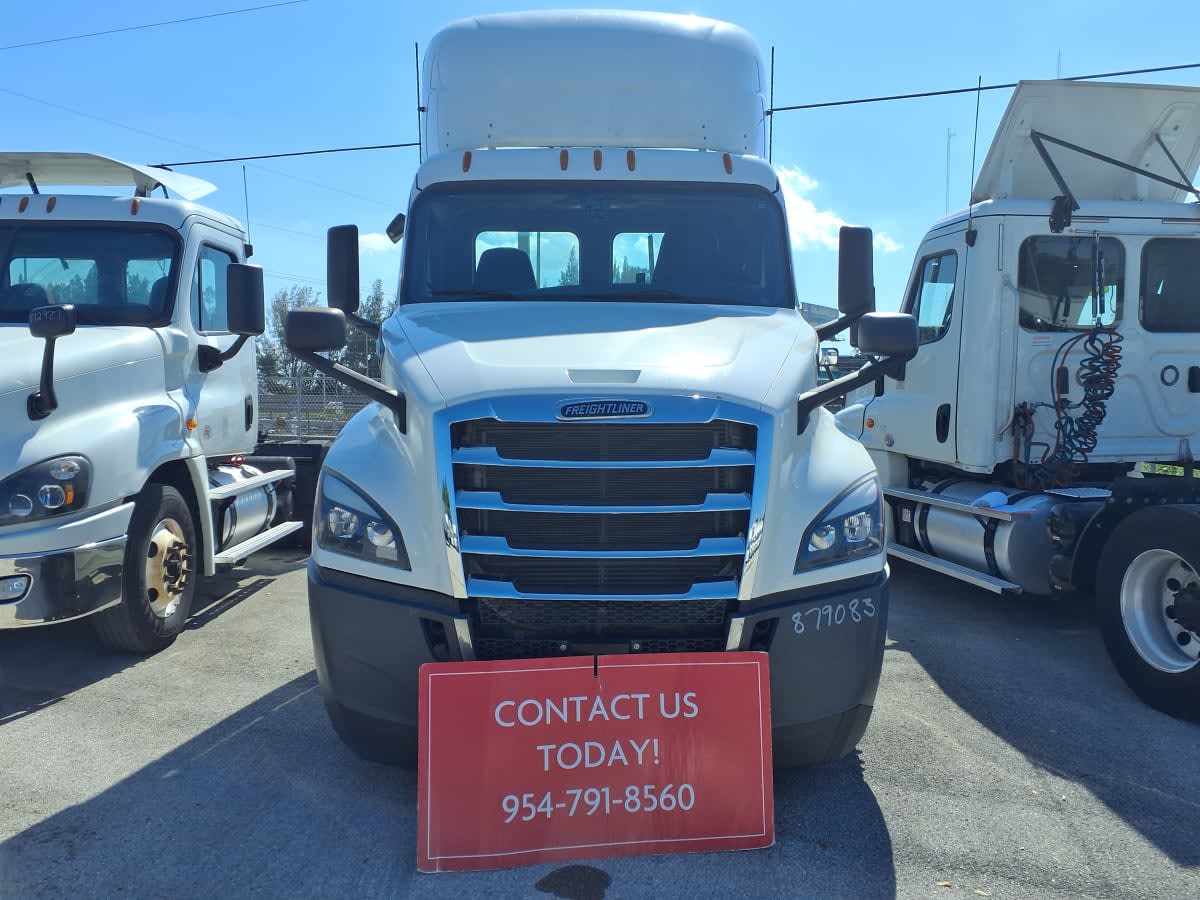 2020 Freightliner - image 2