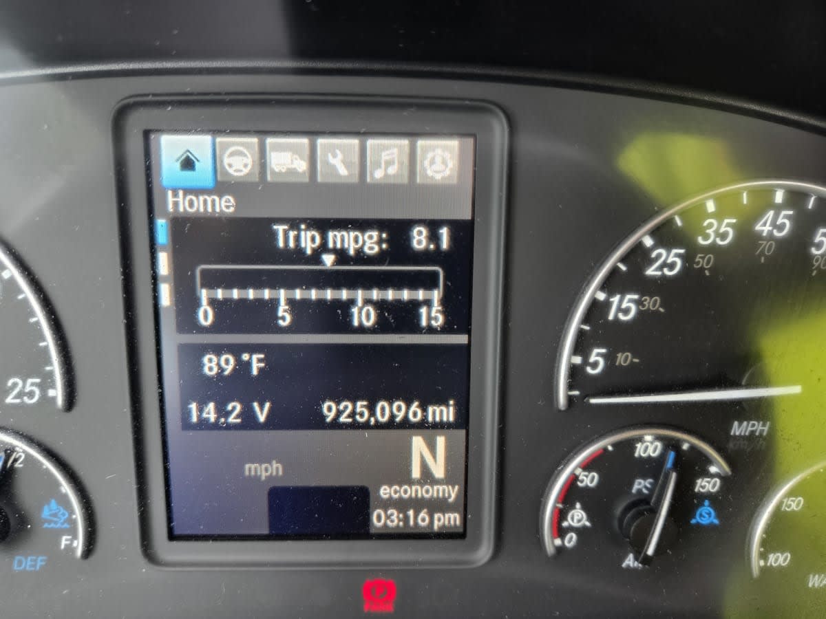 2020 Freightliner - image 9