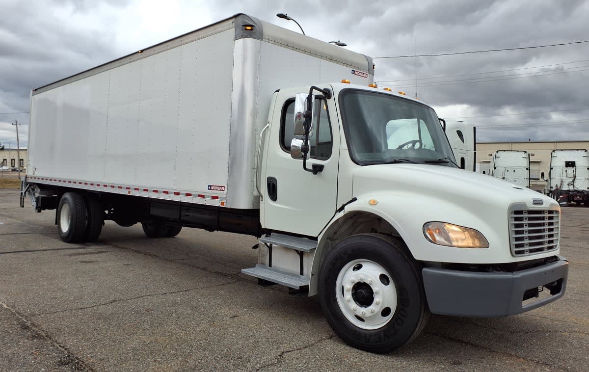 2019 Freightliner/Mercedes M2 106 879138