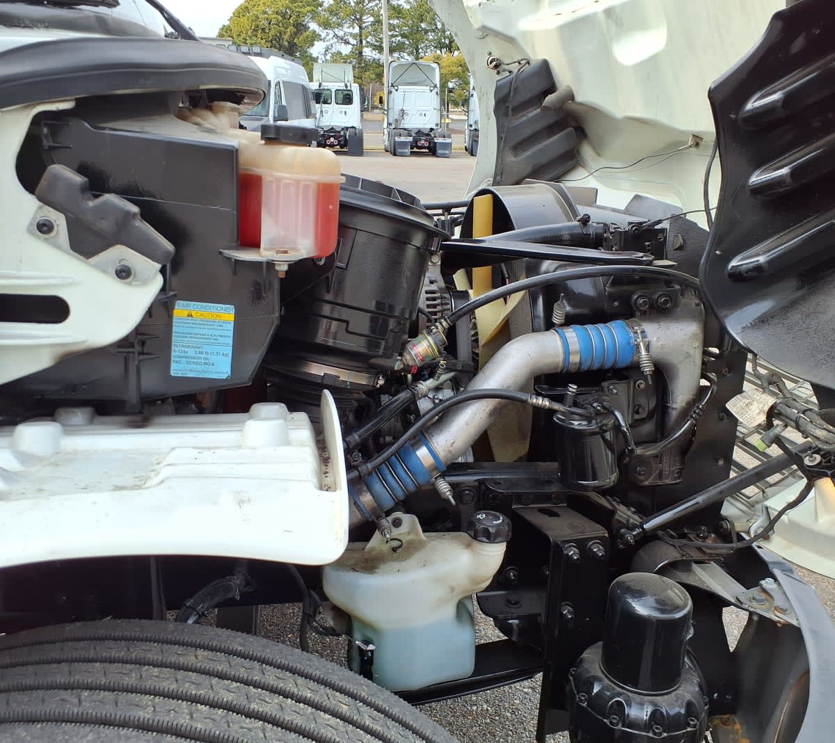 2019 Freightliner/Mercedes M2 106 879140