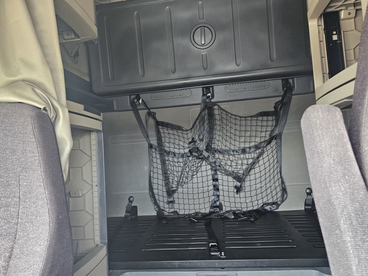 2020 Freightliner - image 8