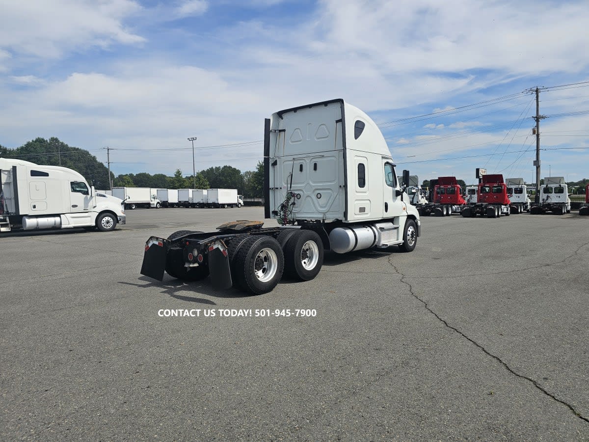 2020 Freightliner - image 4