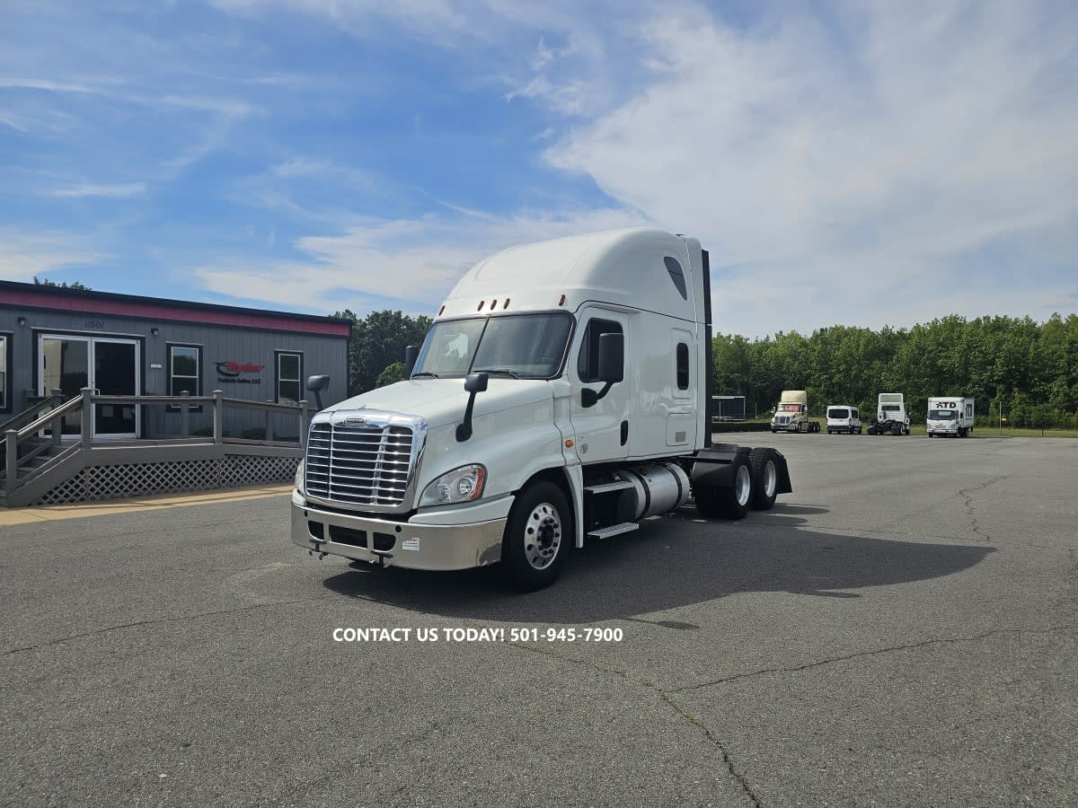 2020 Freightliner - image 1