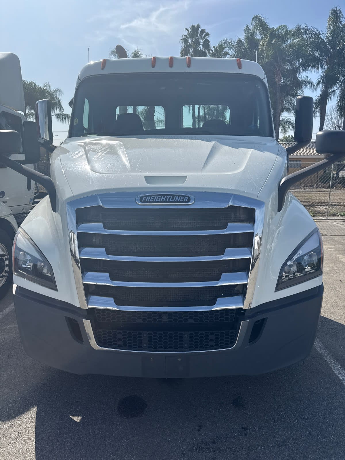 2019 Freightliner - image 2