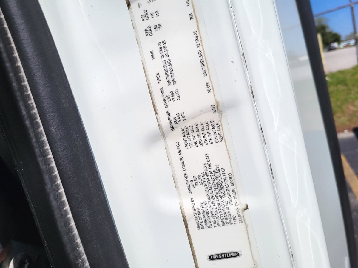 2020 Freightliner/Mercedes CASCADIA 125 879238
