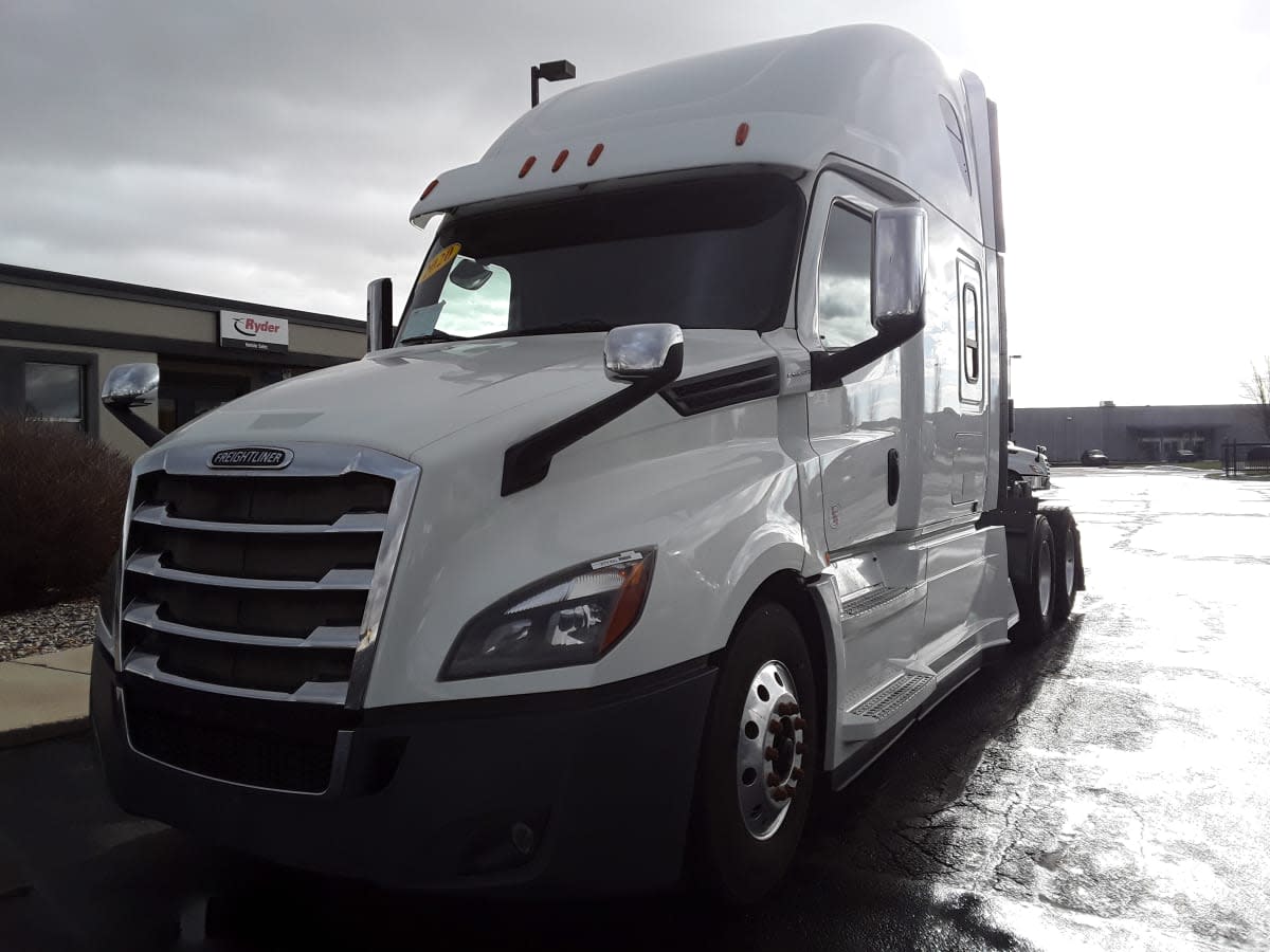 2020 Freightliner/Mercedes NEW CASCADIA PX12664 879300